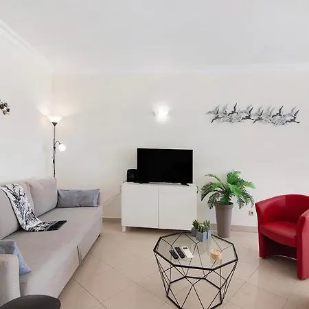 Apartment Marina